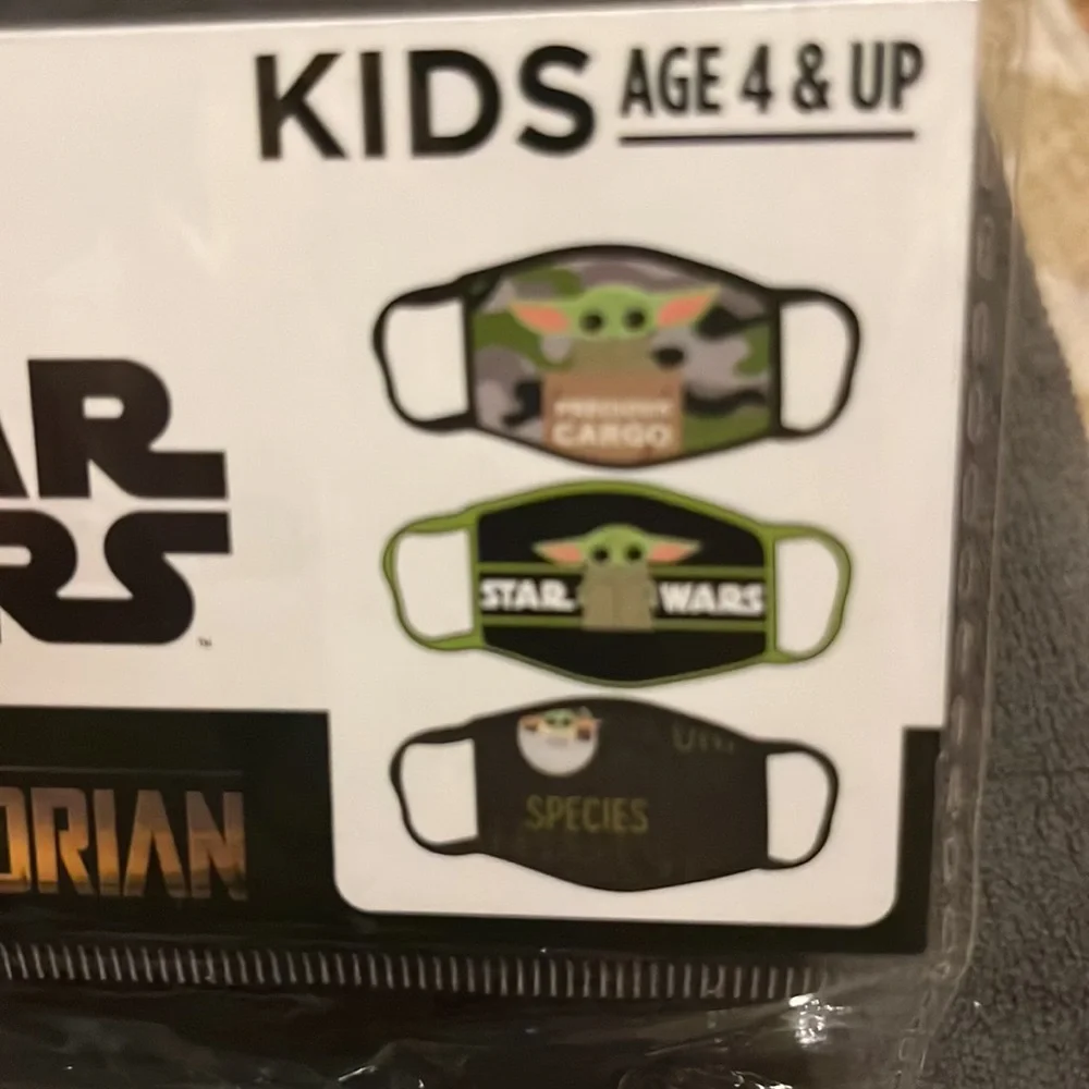 Star Wars Mandalorian Face mask set of 3 NWT